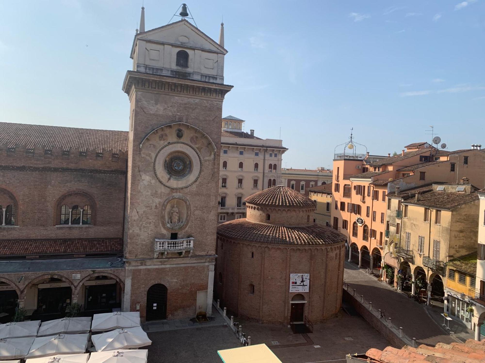 Residenza Piso 23 Apartment Mantova